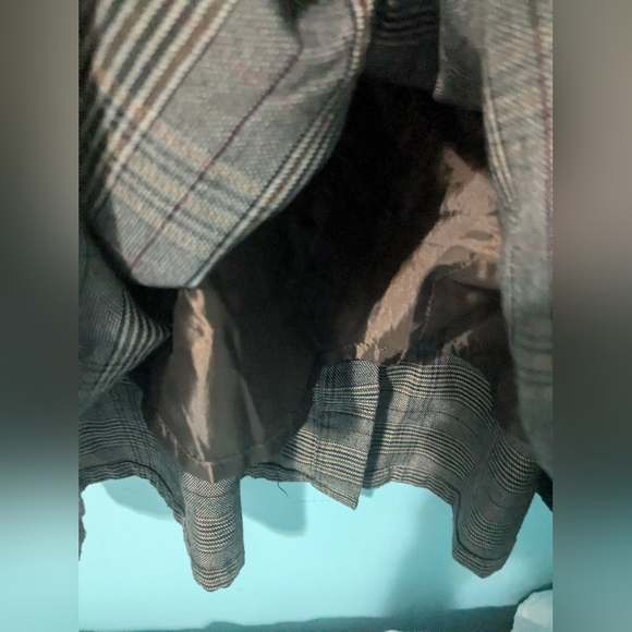 Plaid button up skirt - Picture 4 of 5
